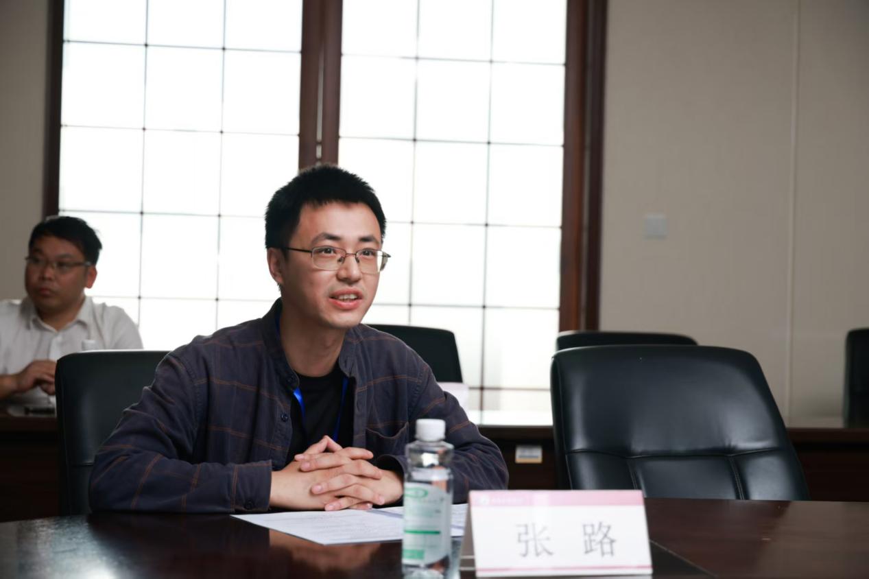 说明: 3